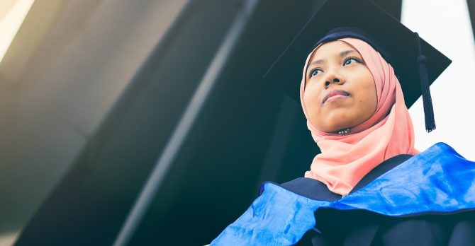 graduation-2433485_1920